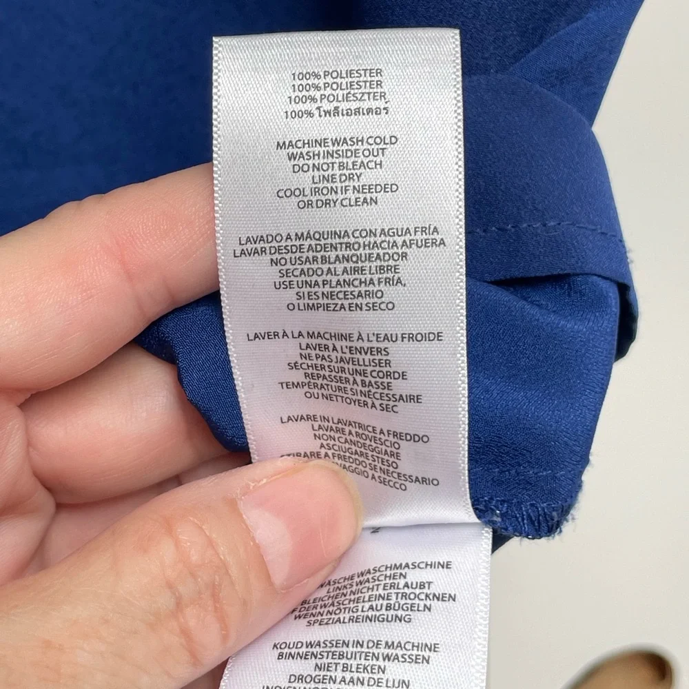 ☀️2/$20 Michael Kors Blue Sleeveless Boxy Blouse w Zipper Shoulder Design | EUC